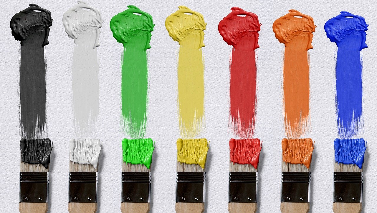 A group of different colored brush