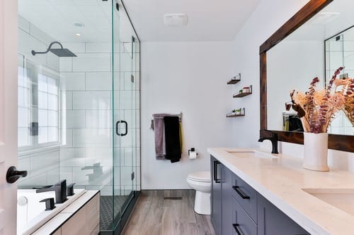 Tips To Remodel Your Small Bathroom To Look Big